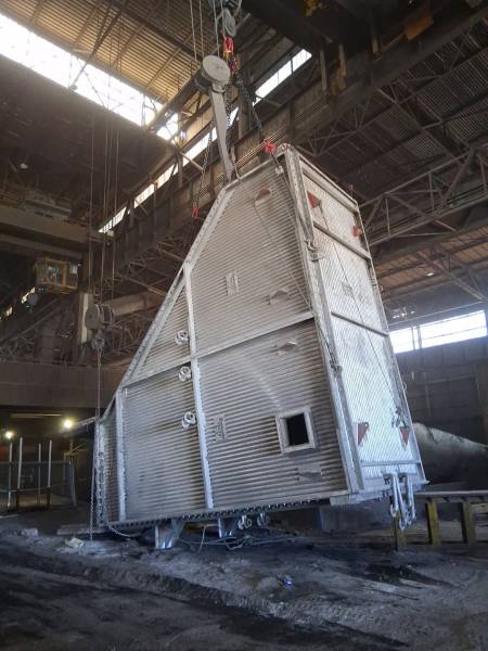 Opération de levage industriel